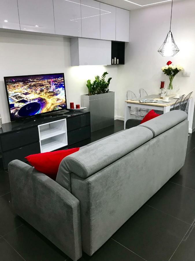 Luxury Apartment - 3 Lakes Katowice Luaran gambar